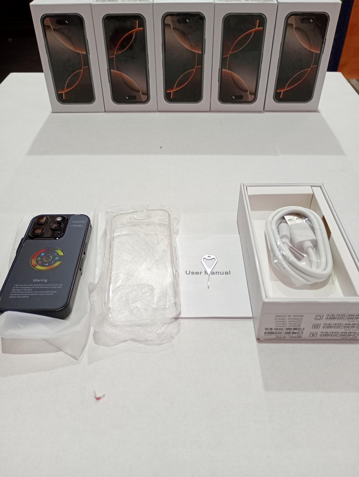 Mini teléfono inteligente negro - additional image 3